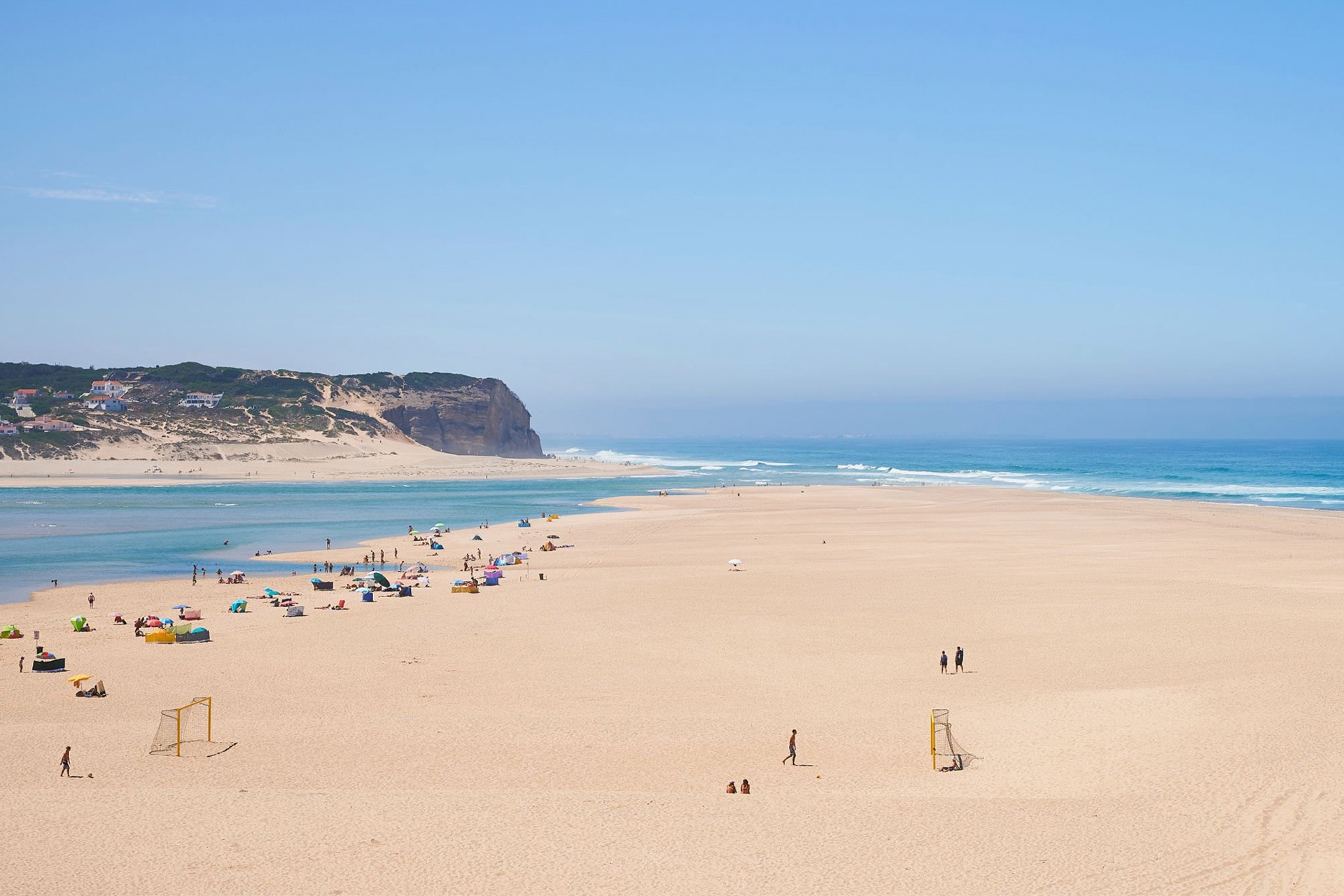 foz do arelho portugal west coast